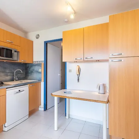 Appartement Les Deux Voiles-4 By Interhome