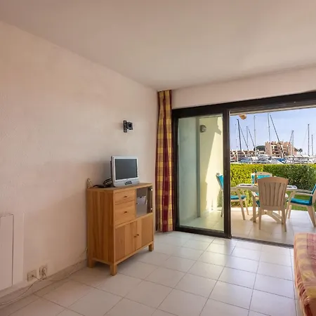 Les Deux Voiles-4 By Interhome Apartment *